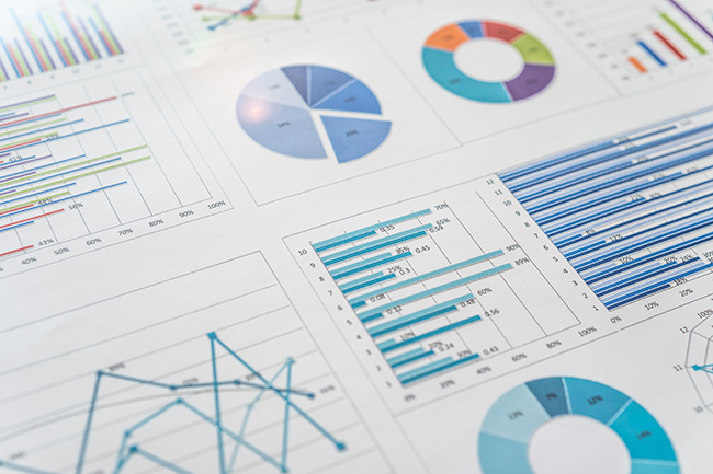 調査データで知る「生成AI利用度（役職別・企業規模別）」