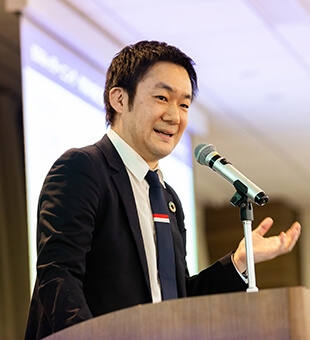 吉田健一