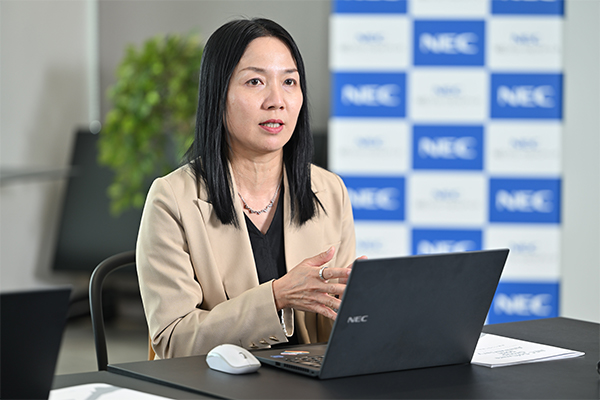 寺田佳代氏の写真