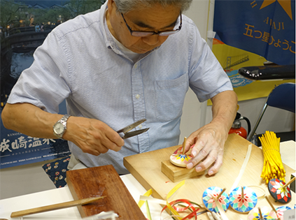 写真4 2017年のハンドメイドインジャパンフェスでは、兵庫県の工芸品を販売するブースも設置された